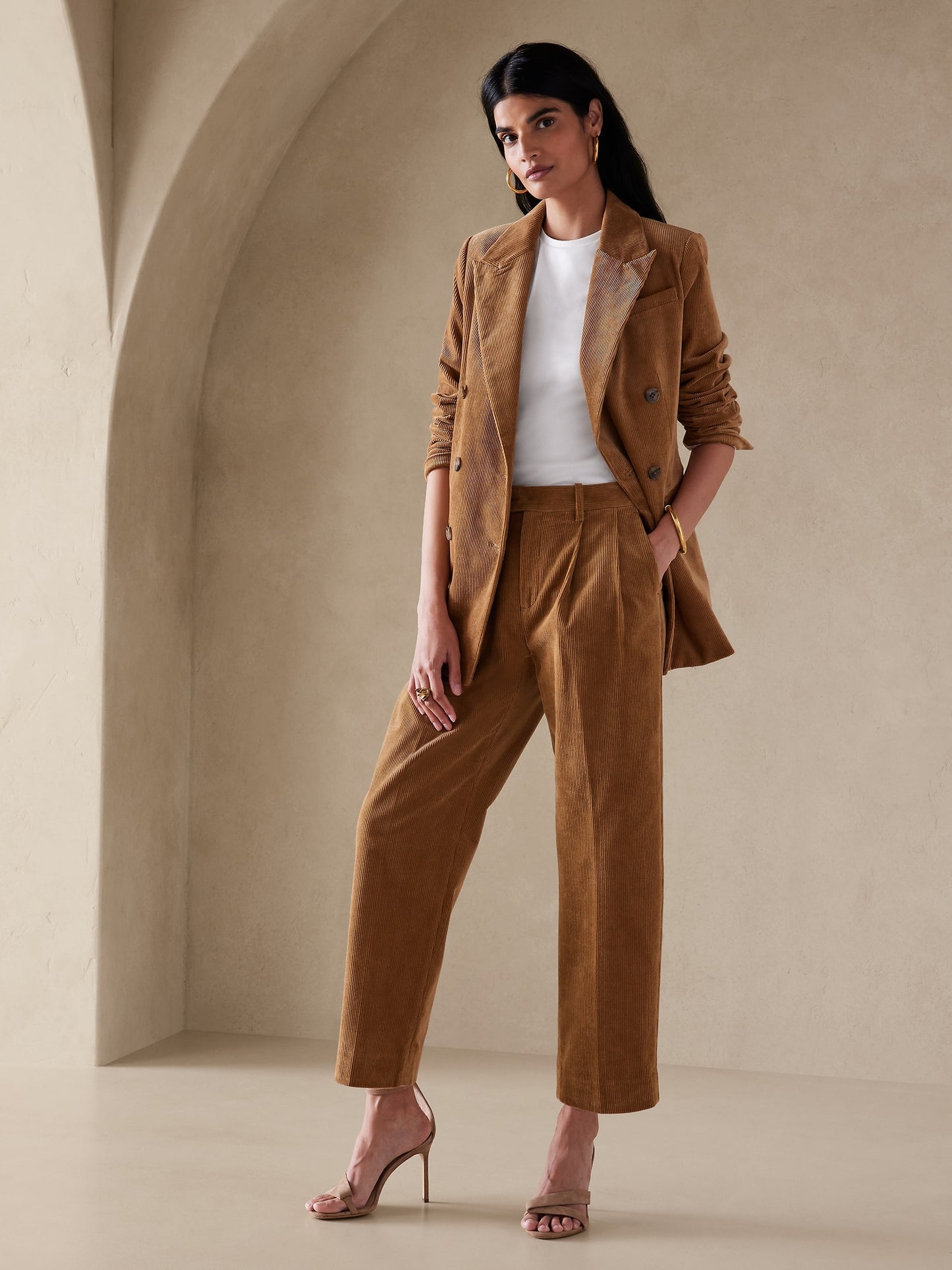 تي شيرت أنيق منكمش