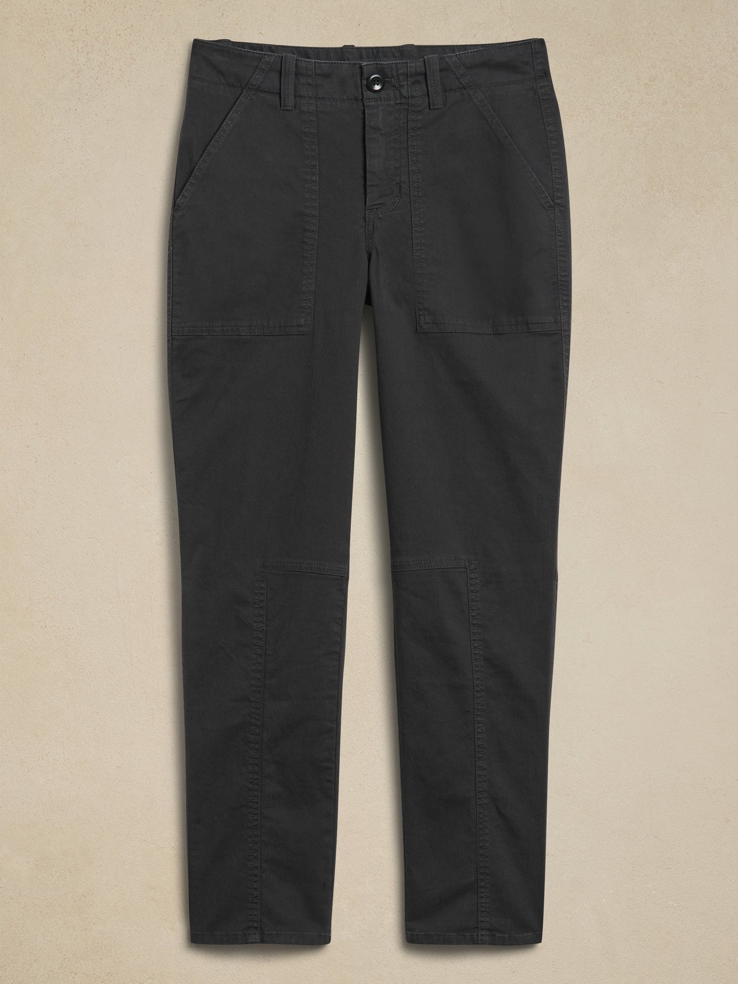 Mid-Rise Slim Cargo Pant