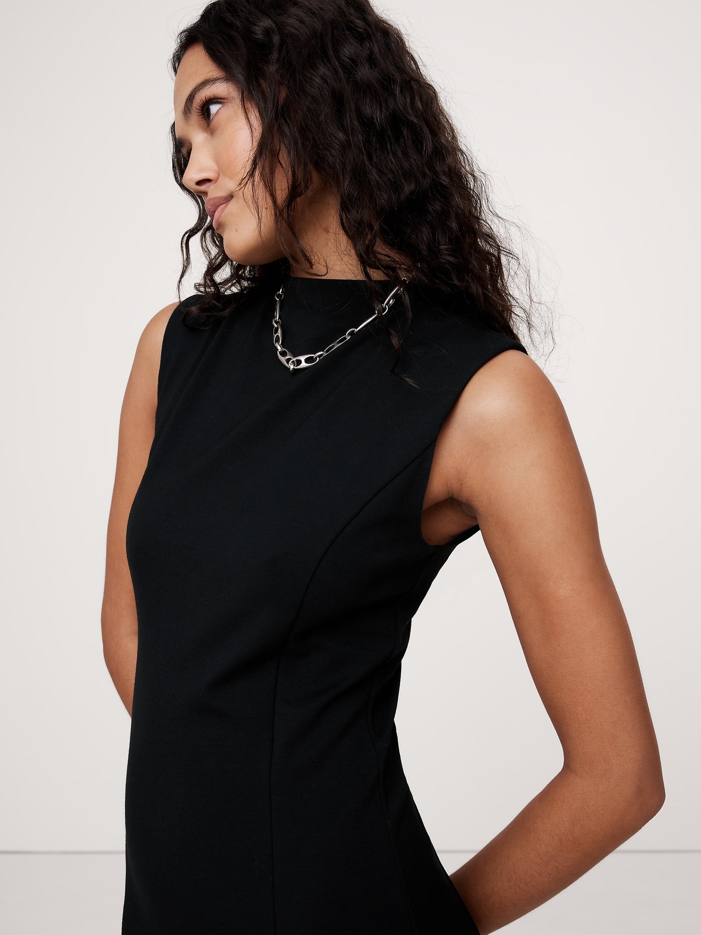 فستان ميني بونتي خفيف الوزن