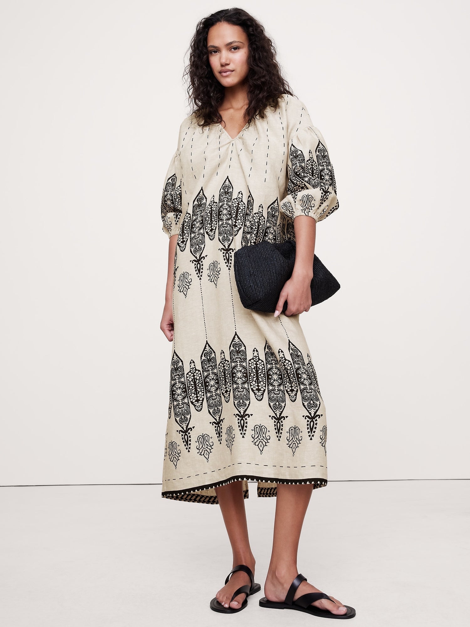 Linen V-Neck Maxi Dress Linen V-Neck Maxi Dress