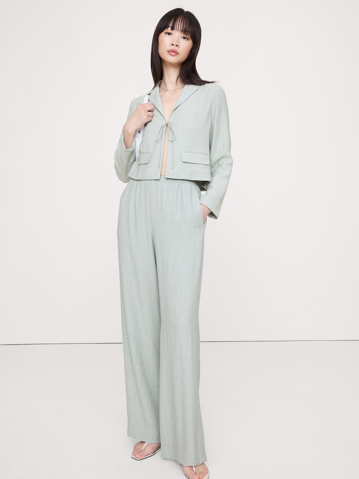 Pull-On Wide-Leg Crinkle Pant