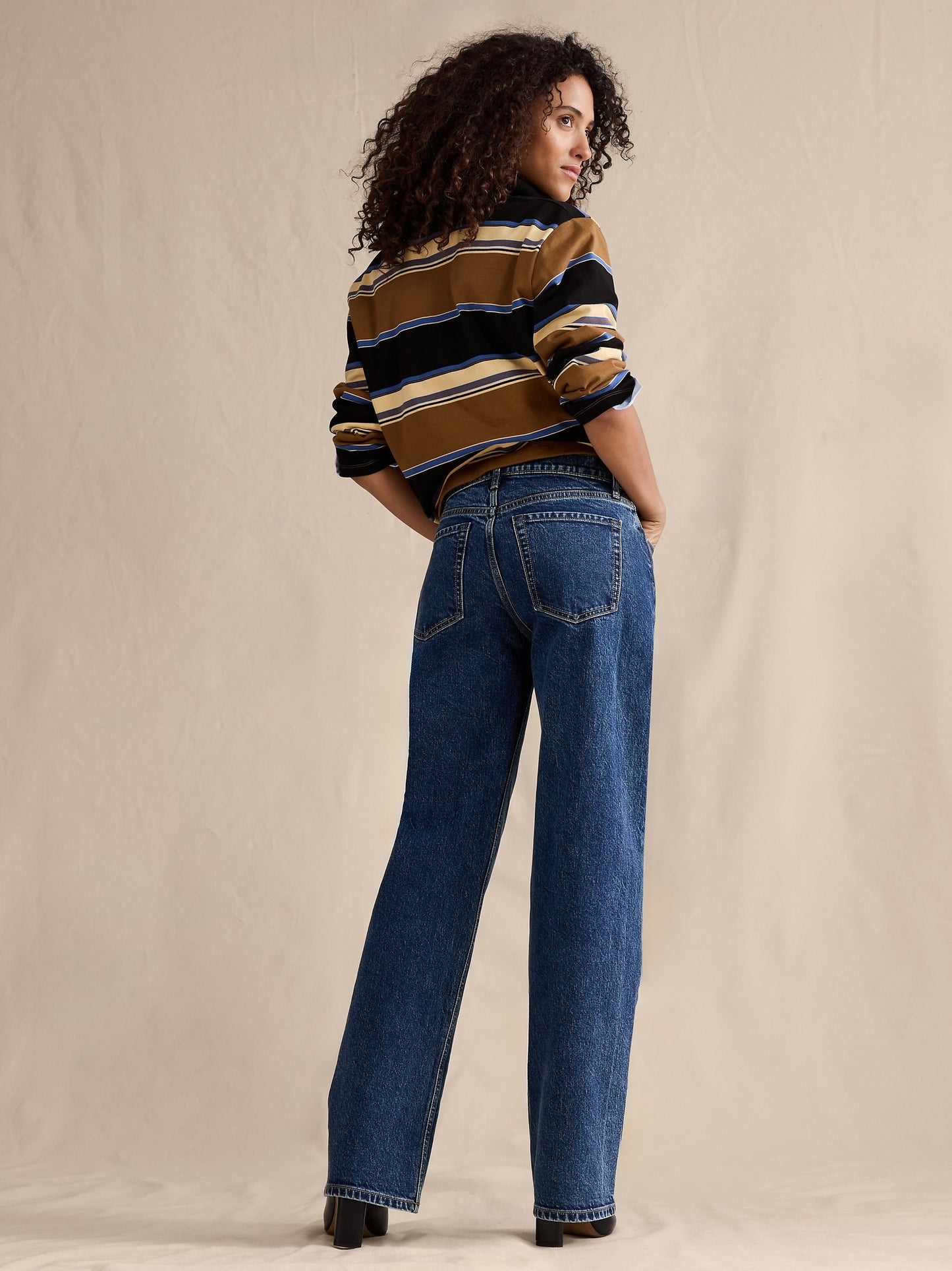 Mid-Rise 90S Loose Jean