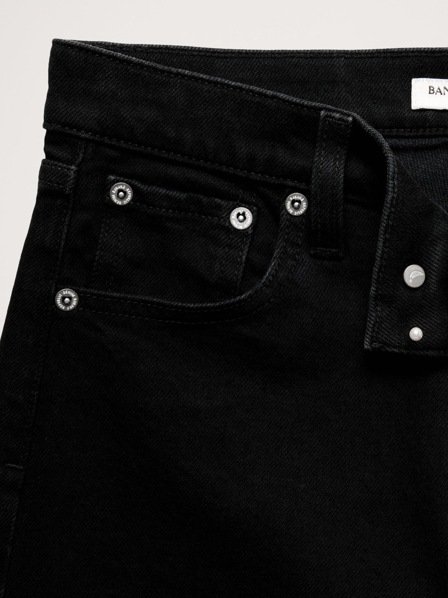 HIGH-RISE 90S STRAIGHT JEAN