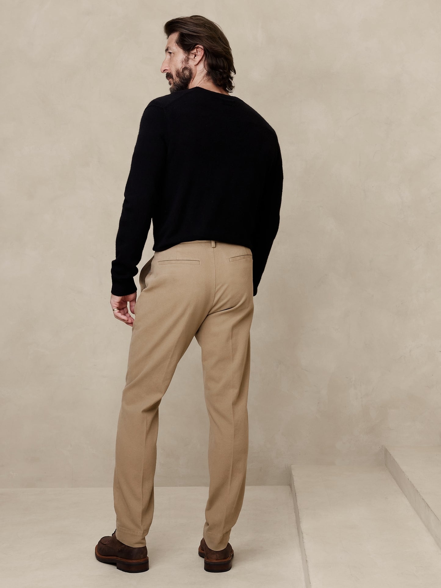 Slim Brushed Traveler Chino