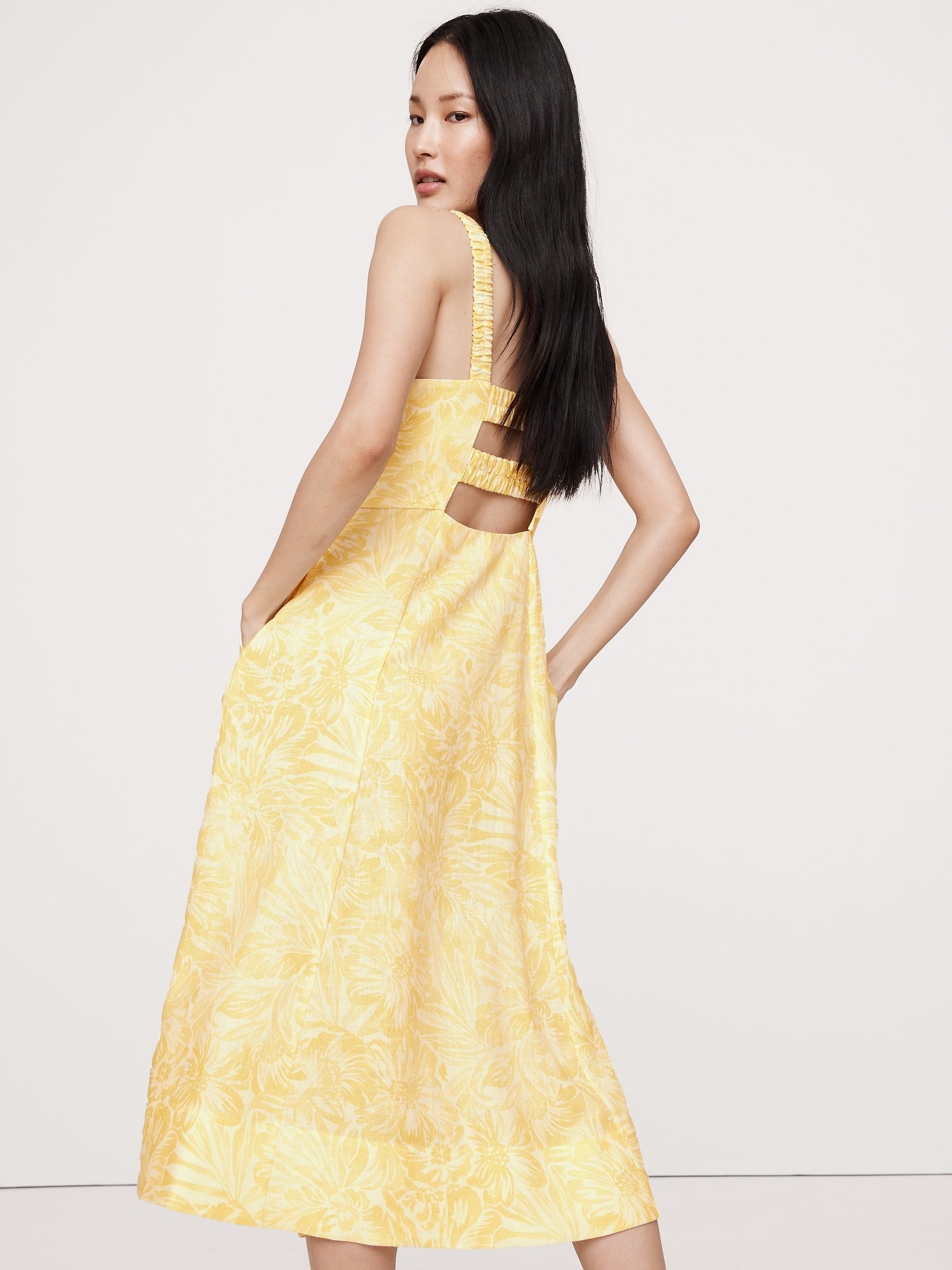 Linen Square-Neck Midi Dress Linen Square-Neck Midi Dress