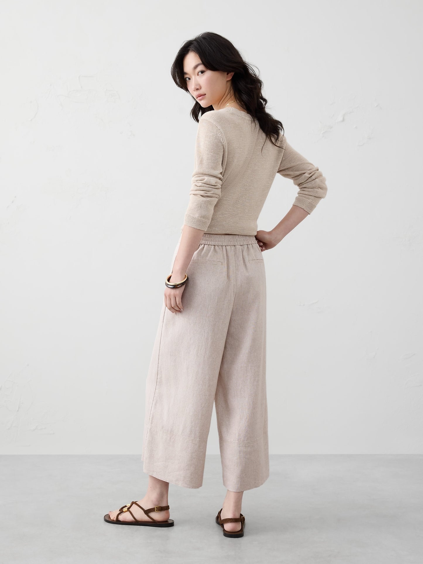 Wide-Leg High-Rise Linen-Blend Cropped Pull-On Pant
