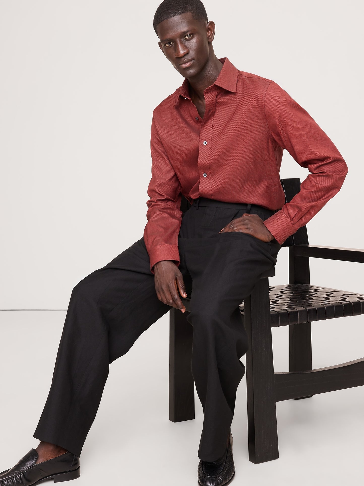 Standard-Fit Wrinkle-Resistant Dress Shirt