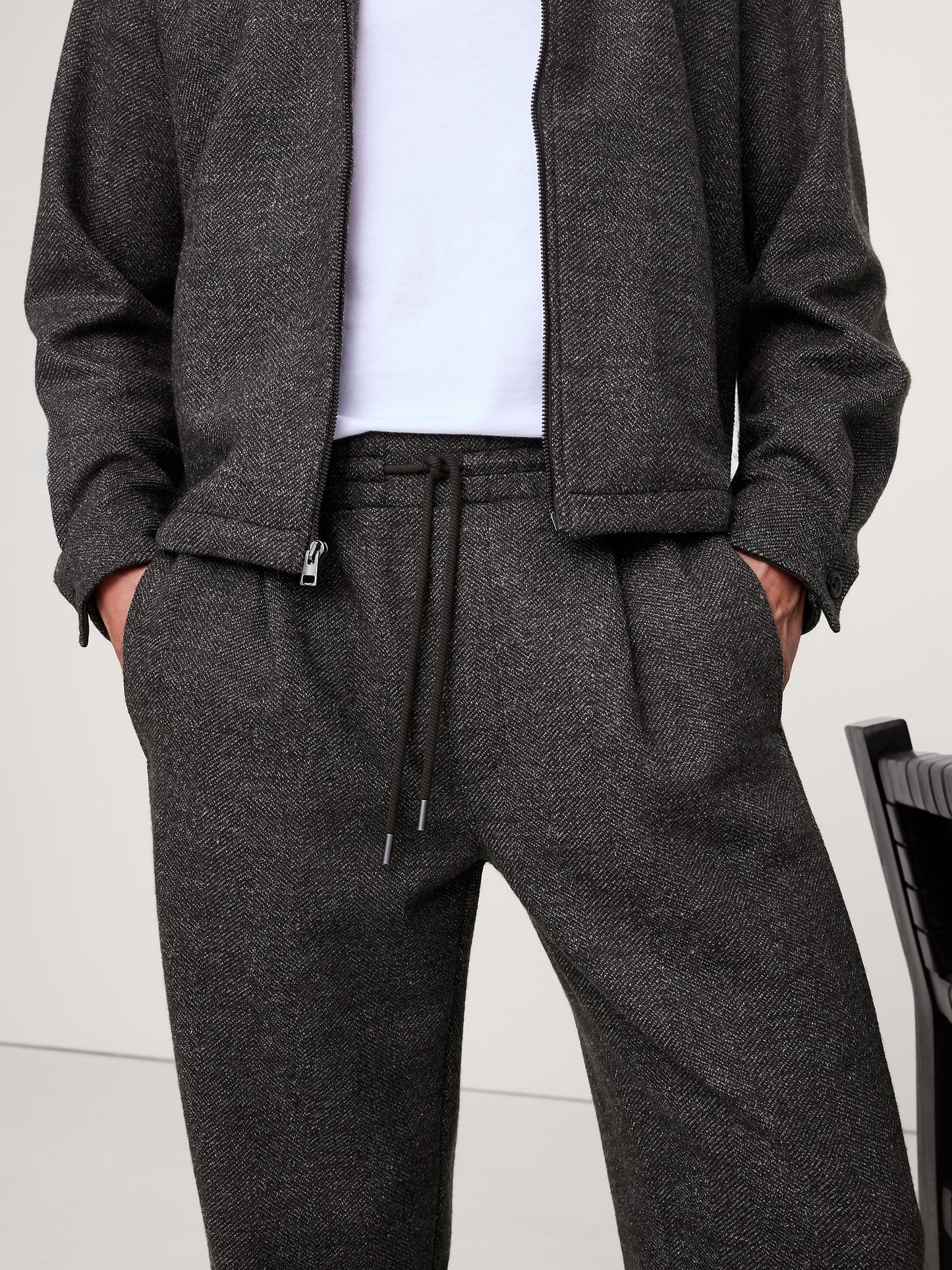 Relaxed Herringbone Pull-On Pant