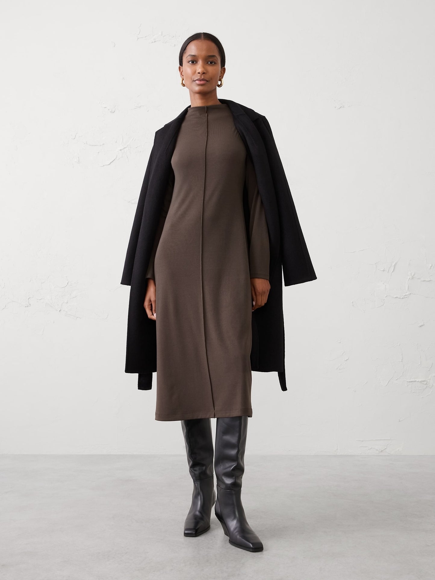 Cozy Ribbed Knit Midi Dress