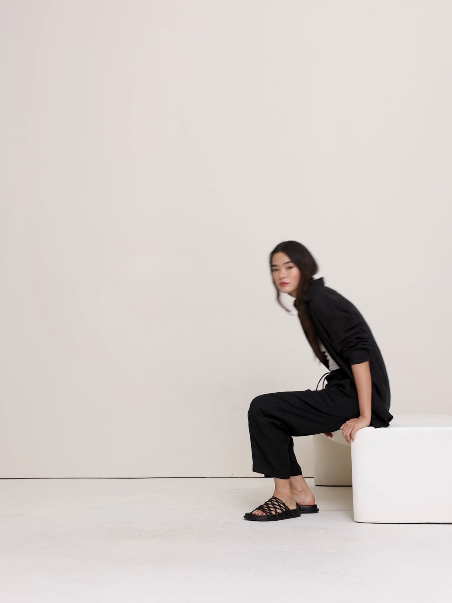 Barrel-Leg Linen Pull-On Pant