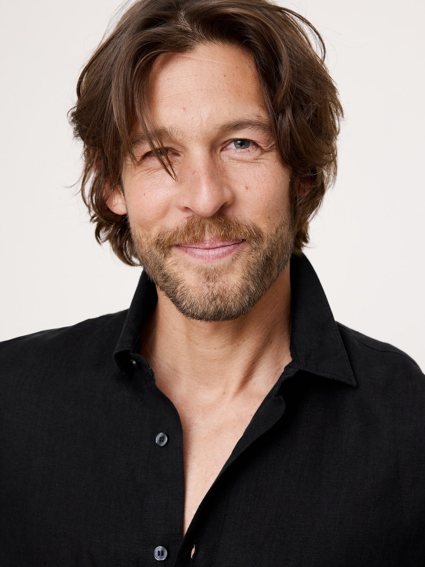 Standard-Fit Linen Shirt