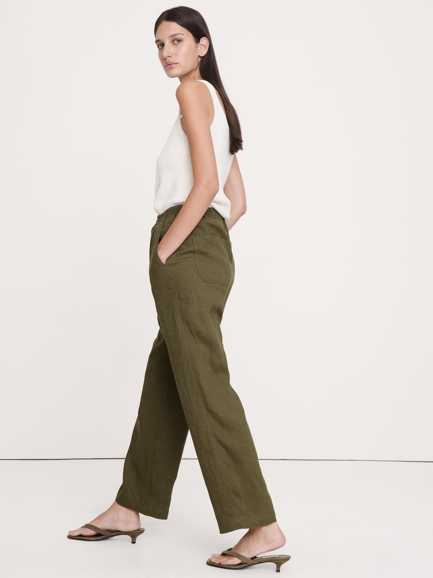 The Getaway Straight-Leg Pull-On Pant in Linen
