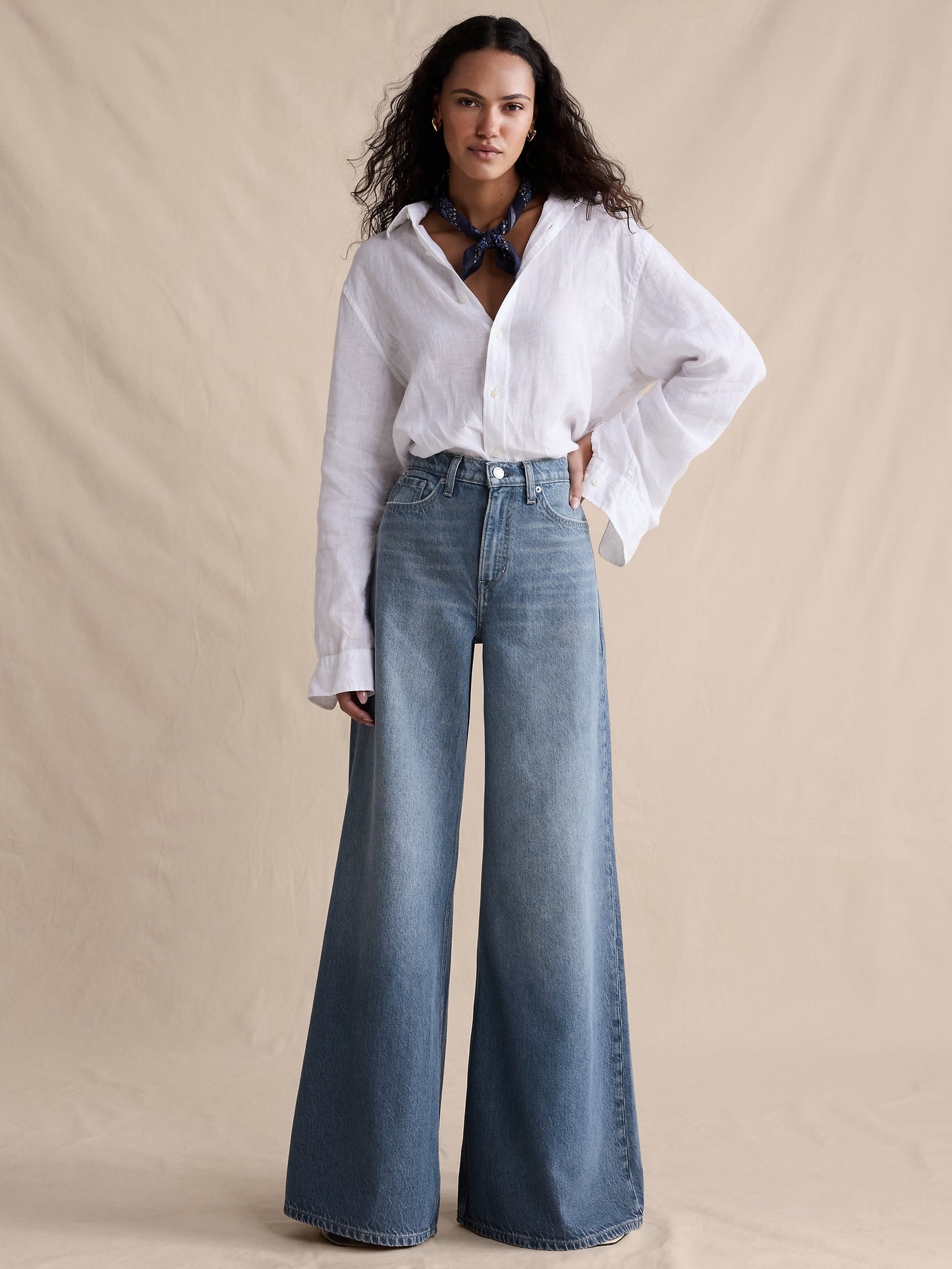 High-Rise Wide-Leg Lightweight Palazzo Jean