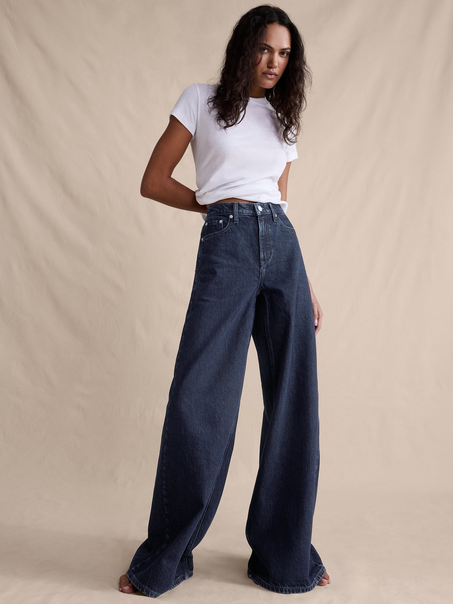 High-Rise Wide-Leg Lightweight Palazzo Jean