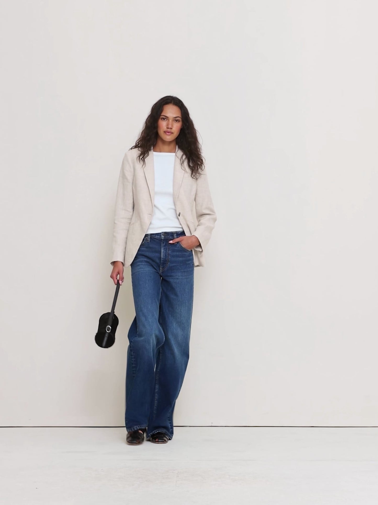 Slim Linen Blazer