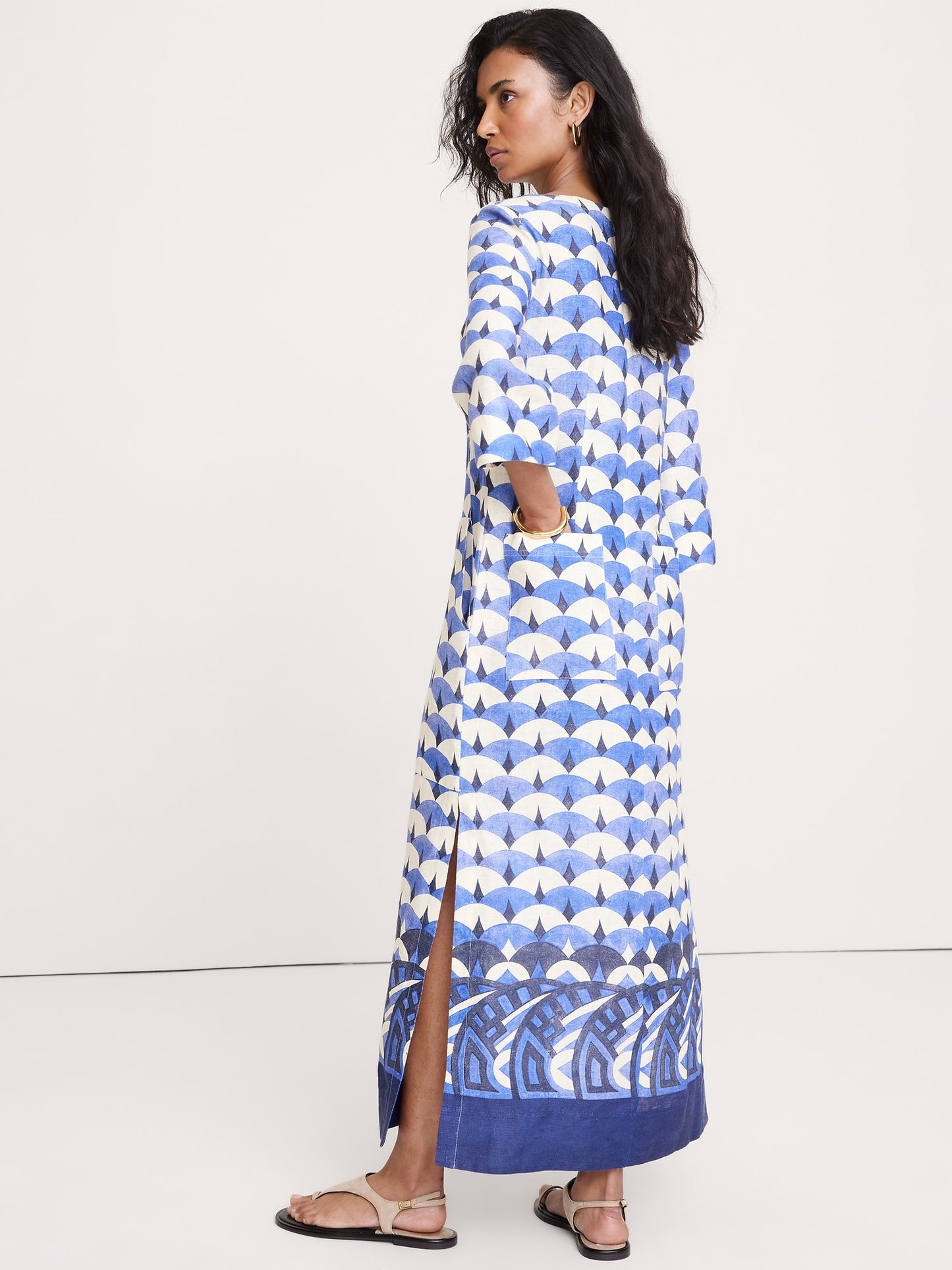 Linen Scoop-Neck Maxi Dress