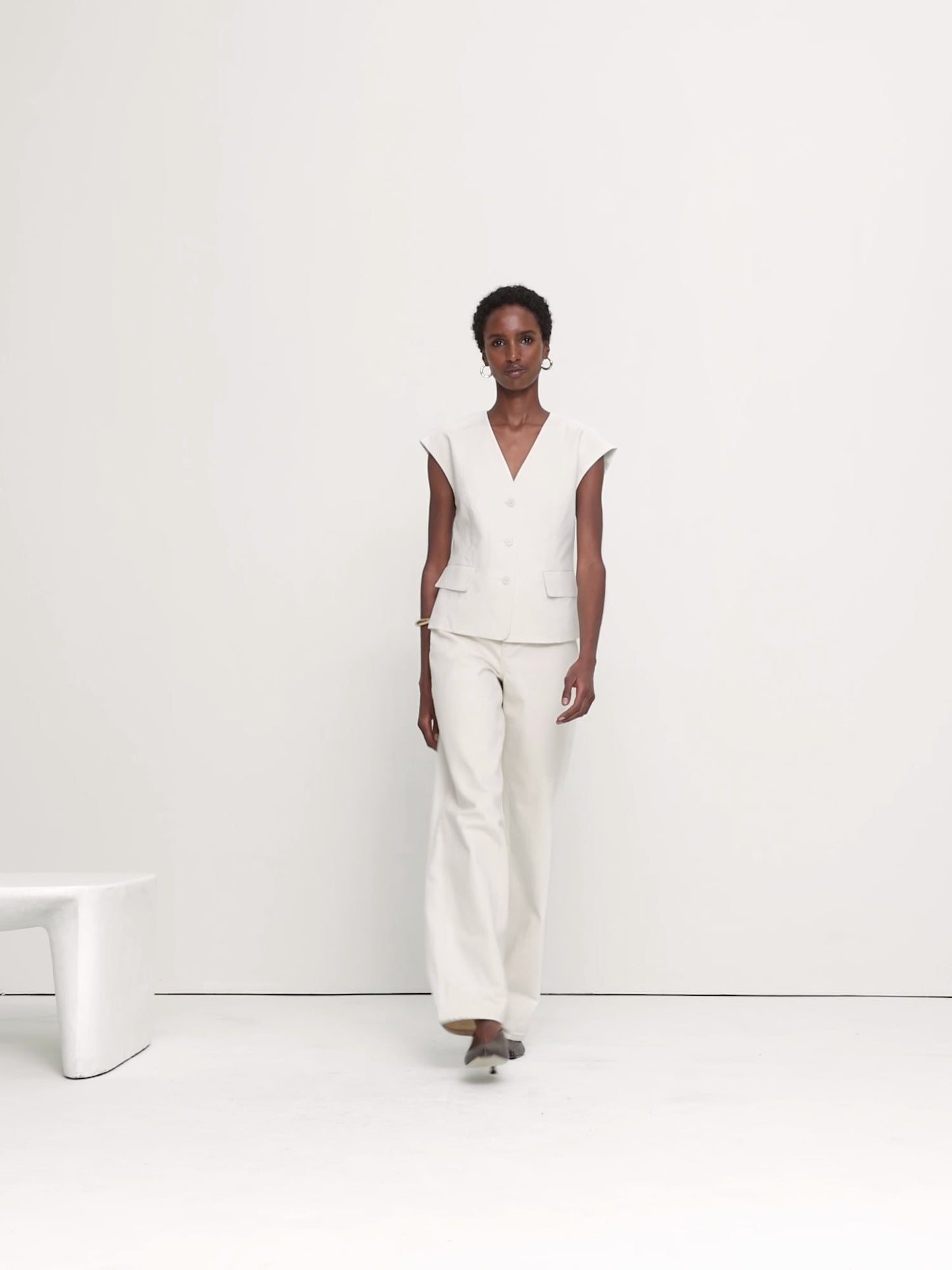 Stretch Linen-Viscose Vest