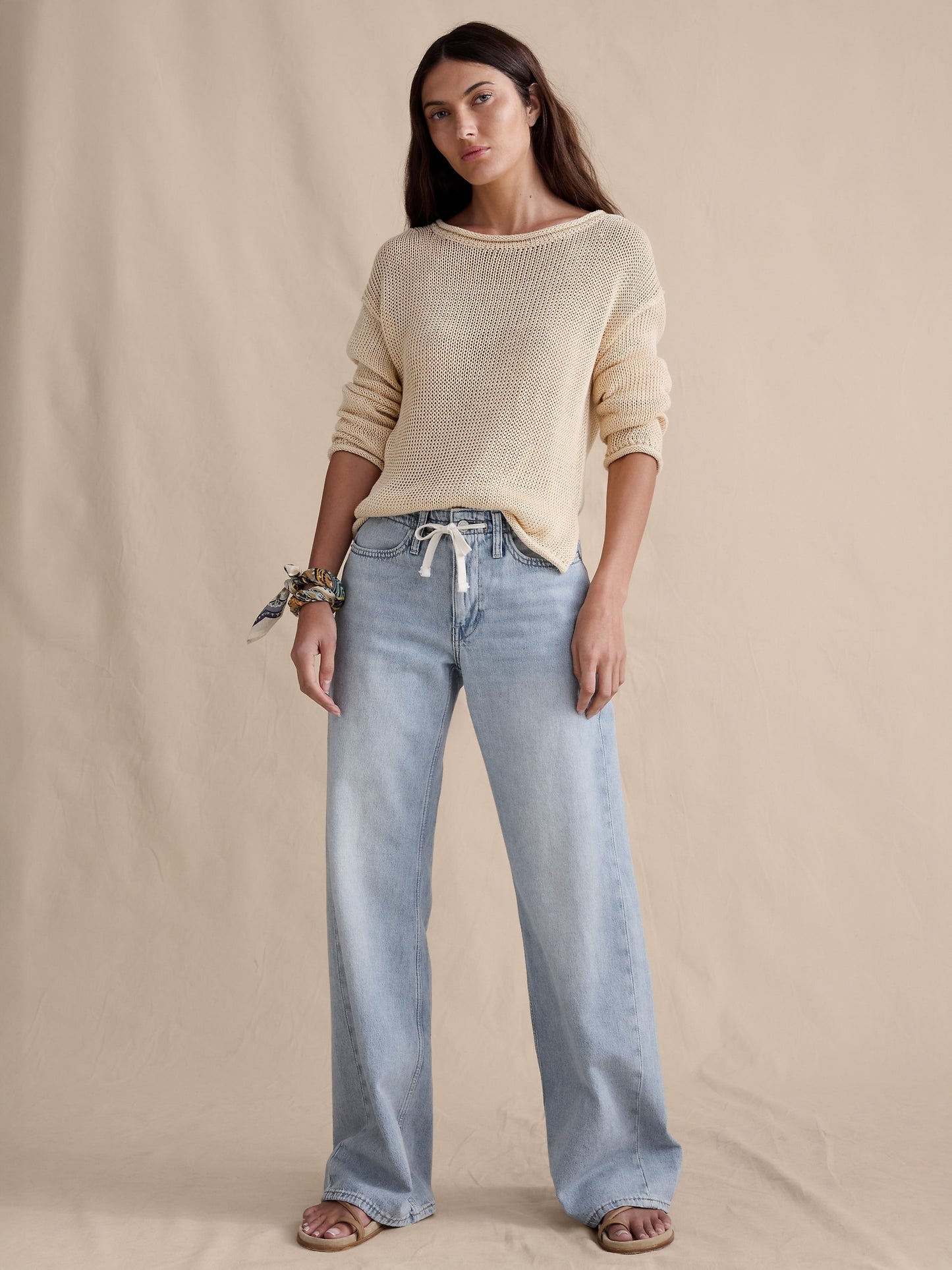 Mid-Rise Wide-Leg Drawstring Jean