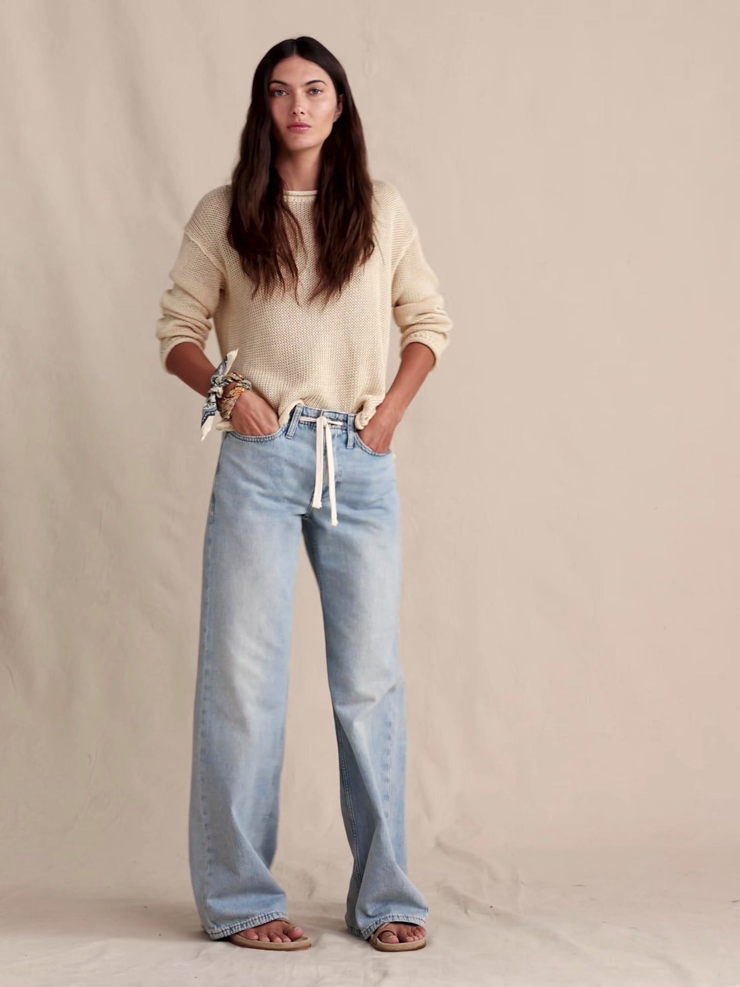 Mid-Rise Wide-Leg Drawstring Jean