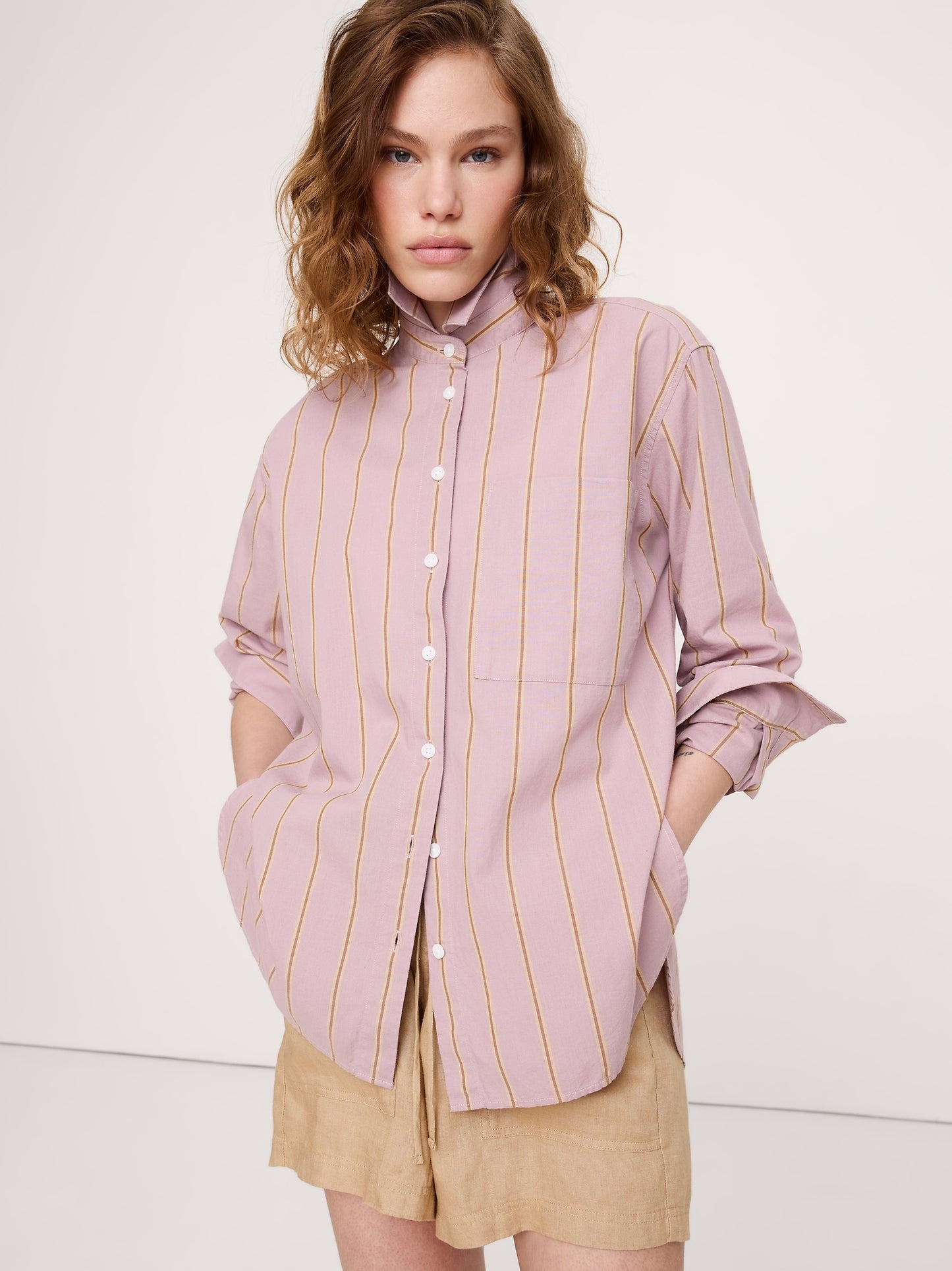 The Oversized Shirt in Breezy-Cotton