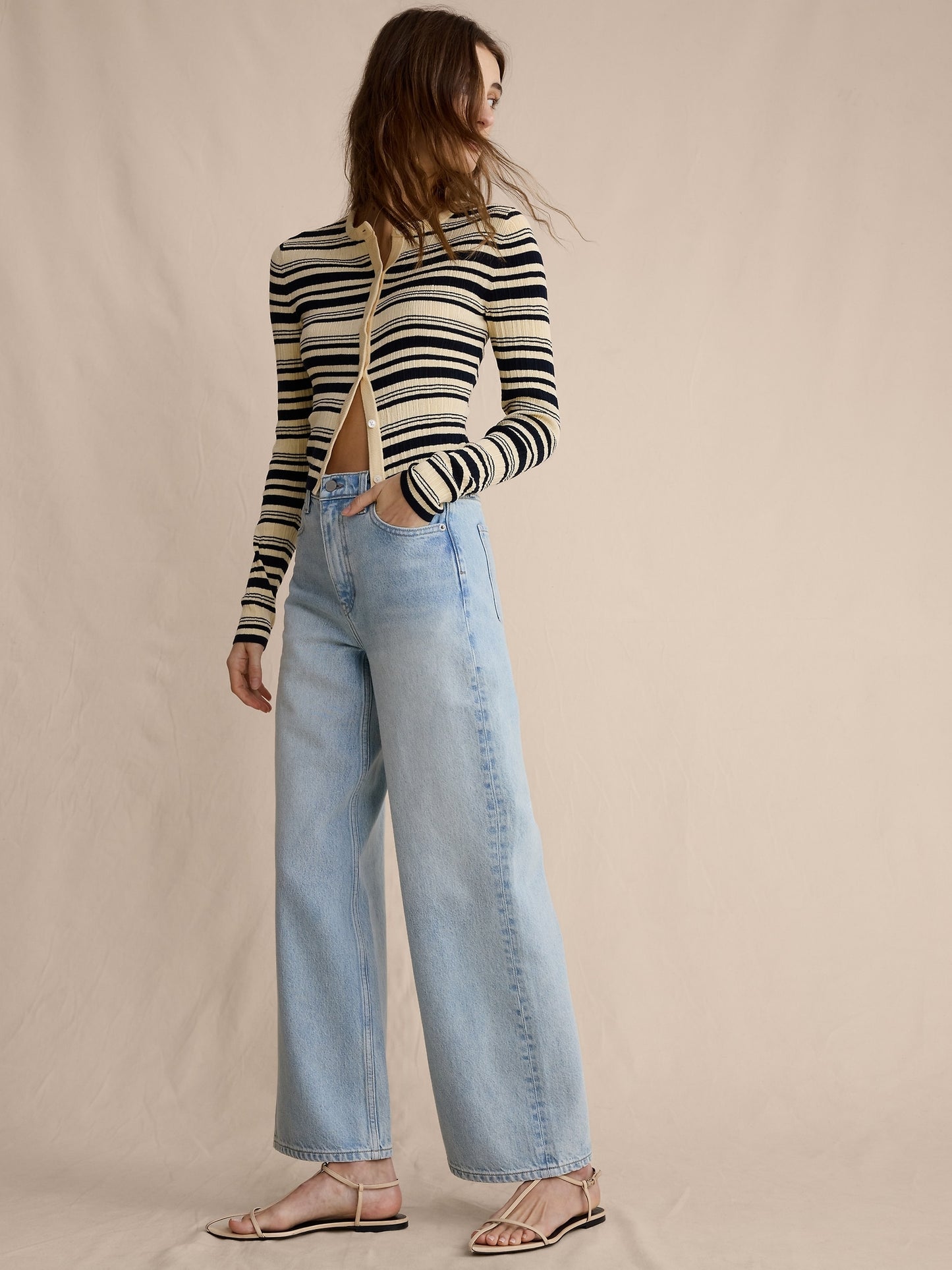 The Icon Classic Wide-Leg Crop Jean