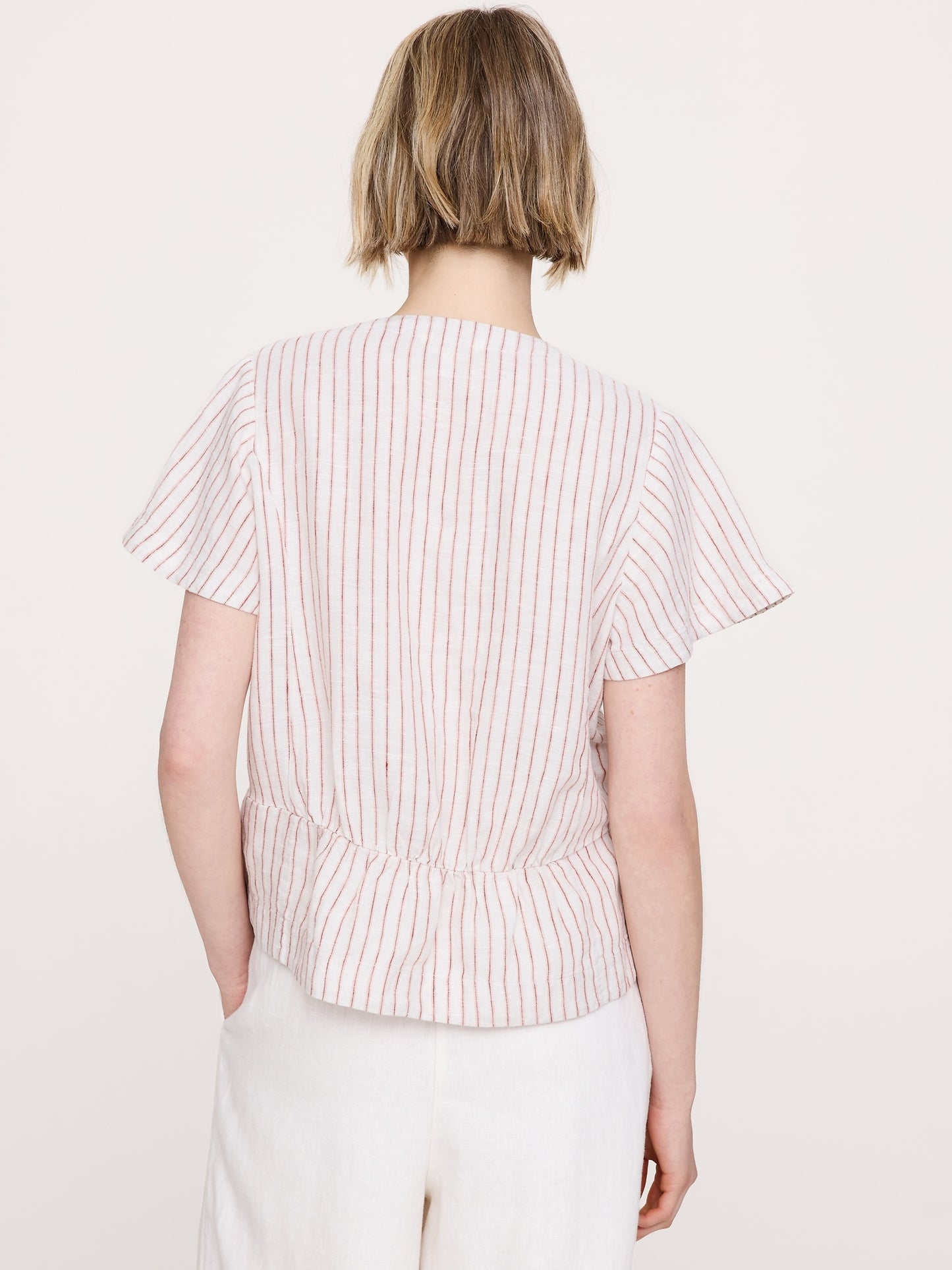 Linen Flutter-Sleeve Top