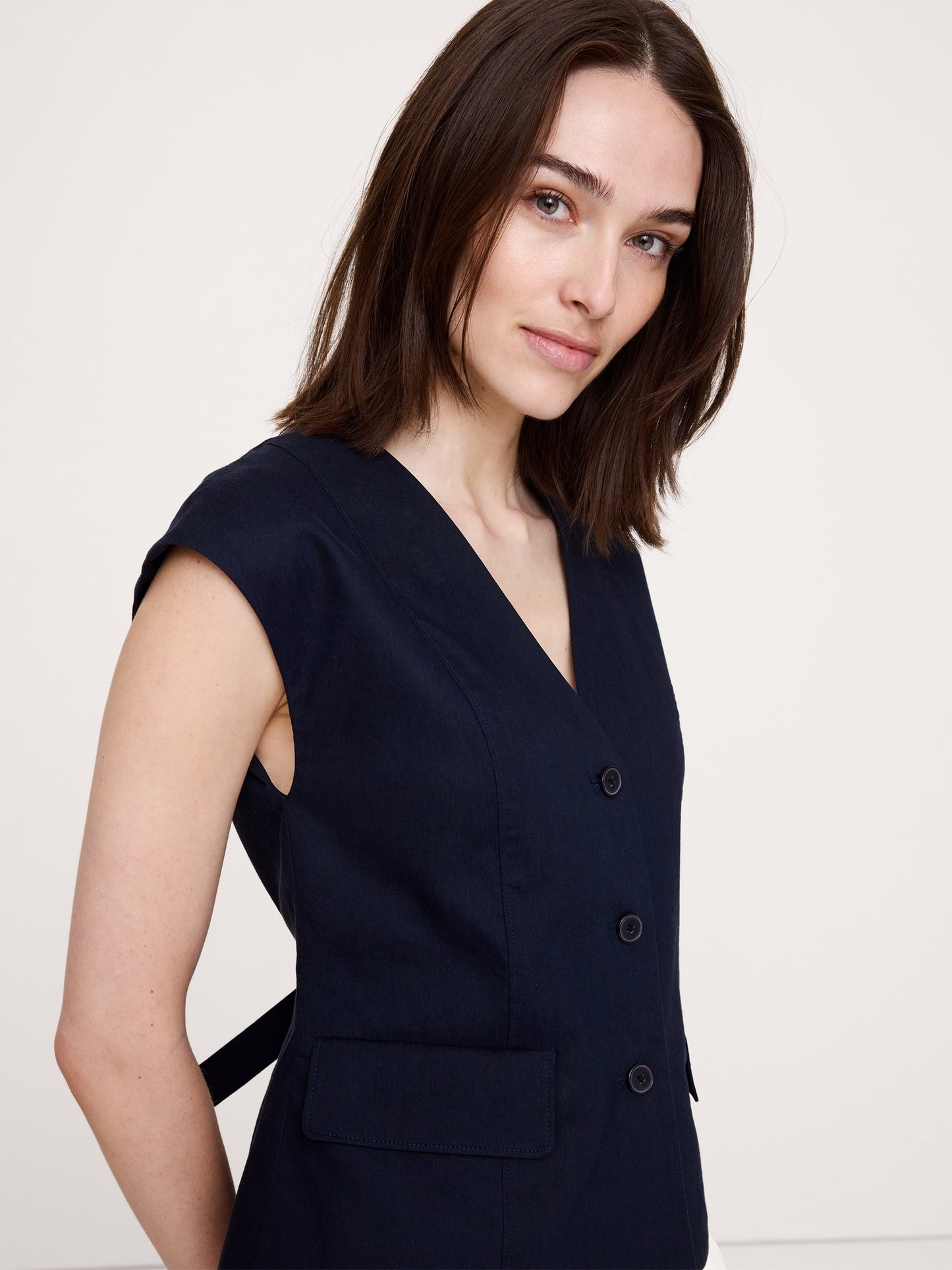 Stretch Linen-Viscose Vest