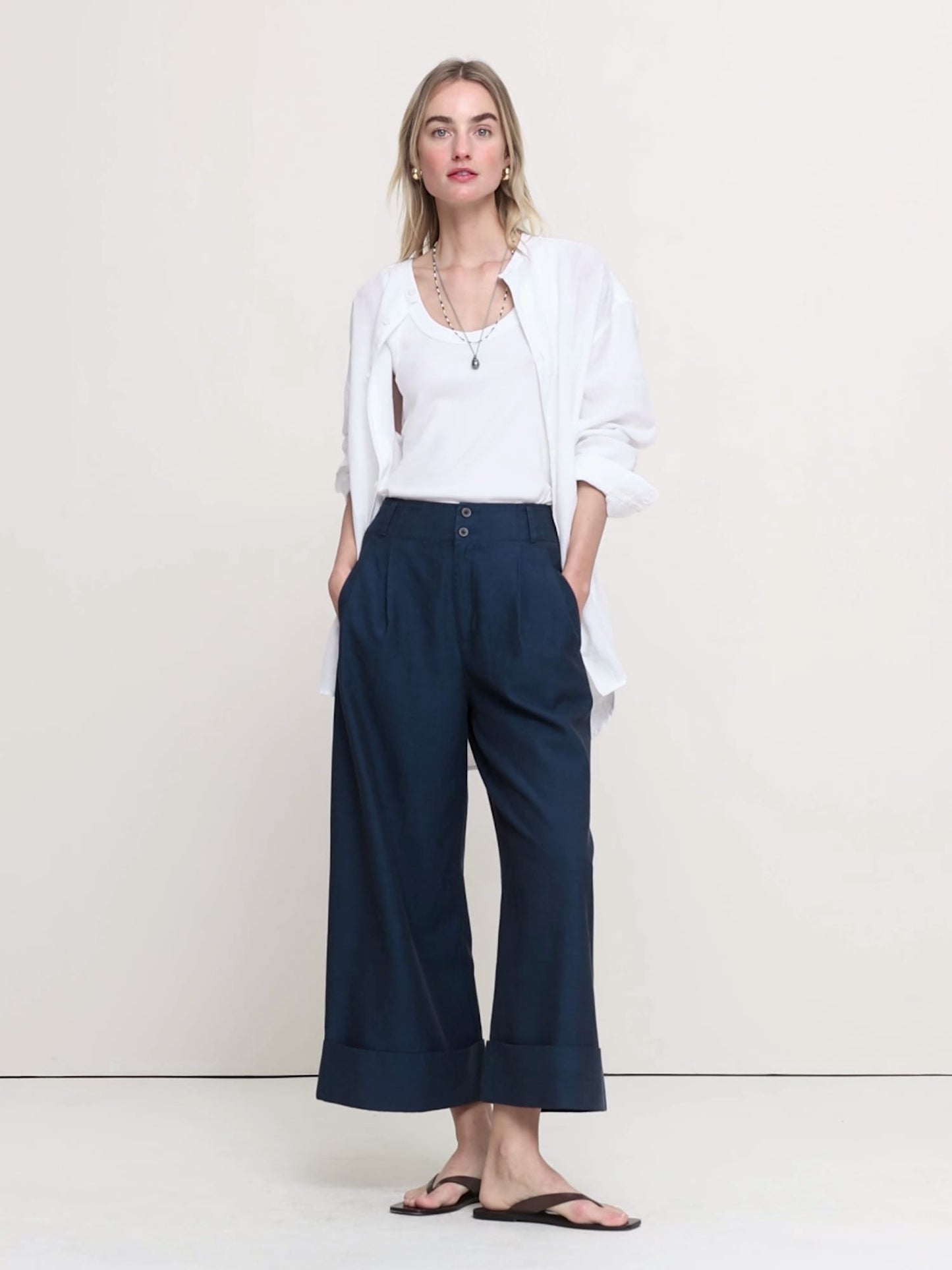 High-Rise Wide-Leg TENCEL™-Cotton-Linen Cropped Pant