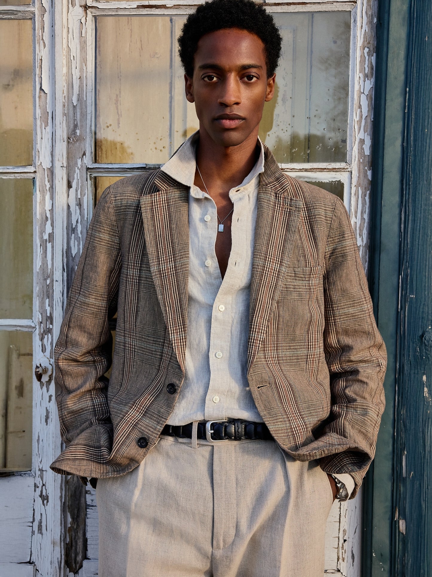 Standard-Fit Linen Shirt