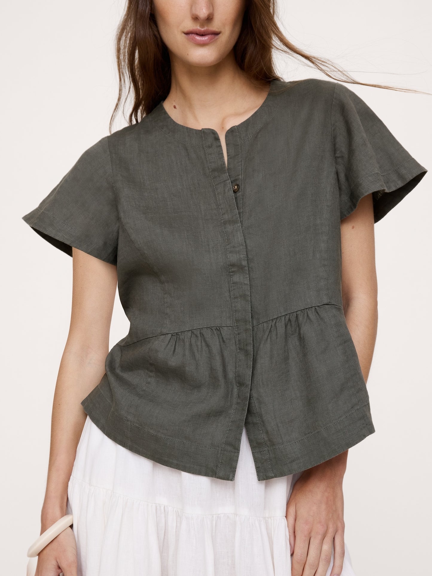 Linen Flutter-Sleeve Top