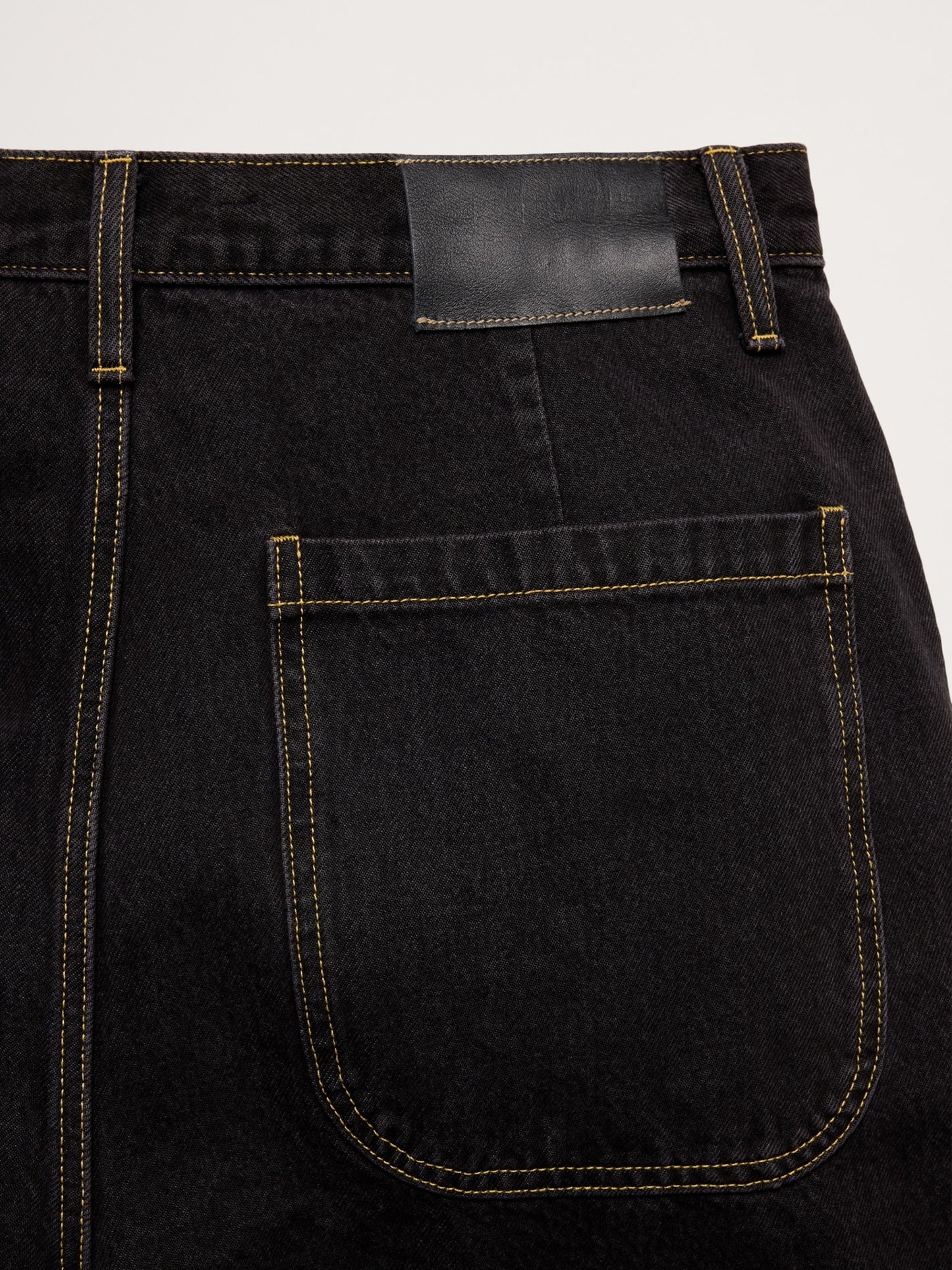 Loose Authentic Jean