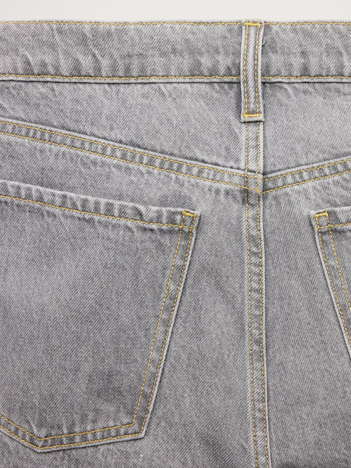 Straight Authentic Jean