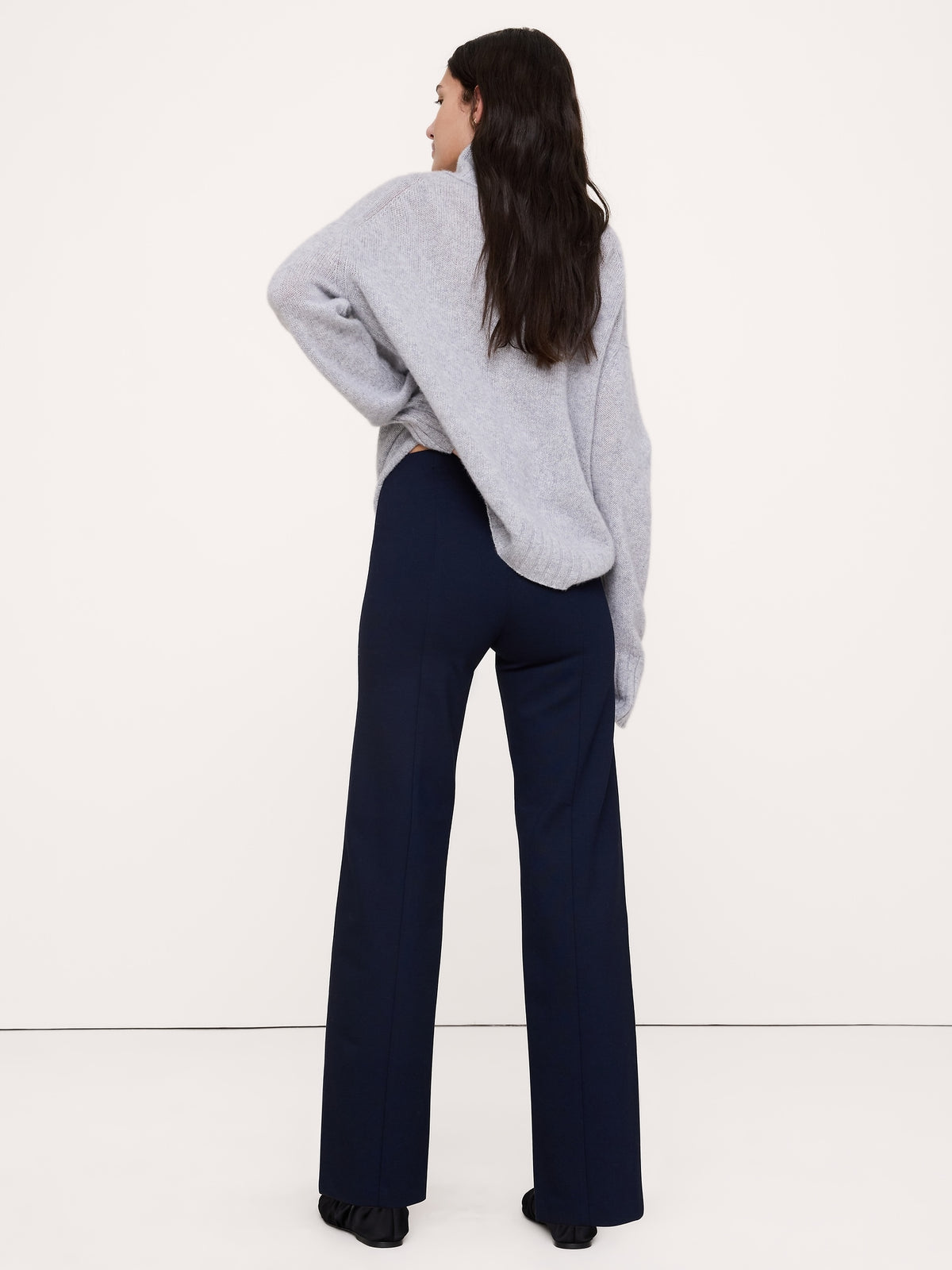 Fitted Everywhere Ponte Ankle Pant