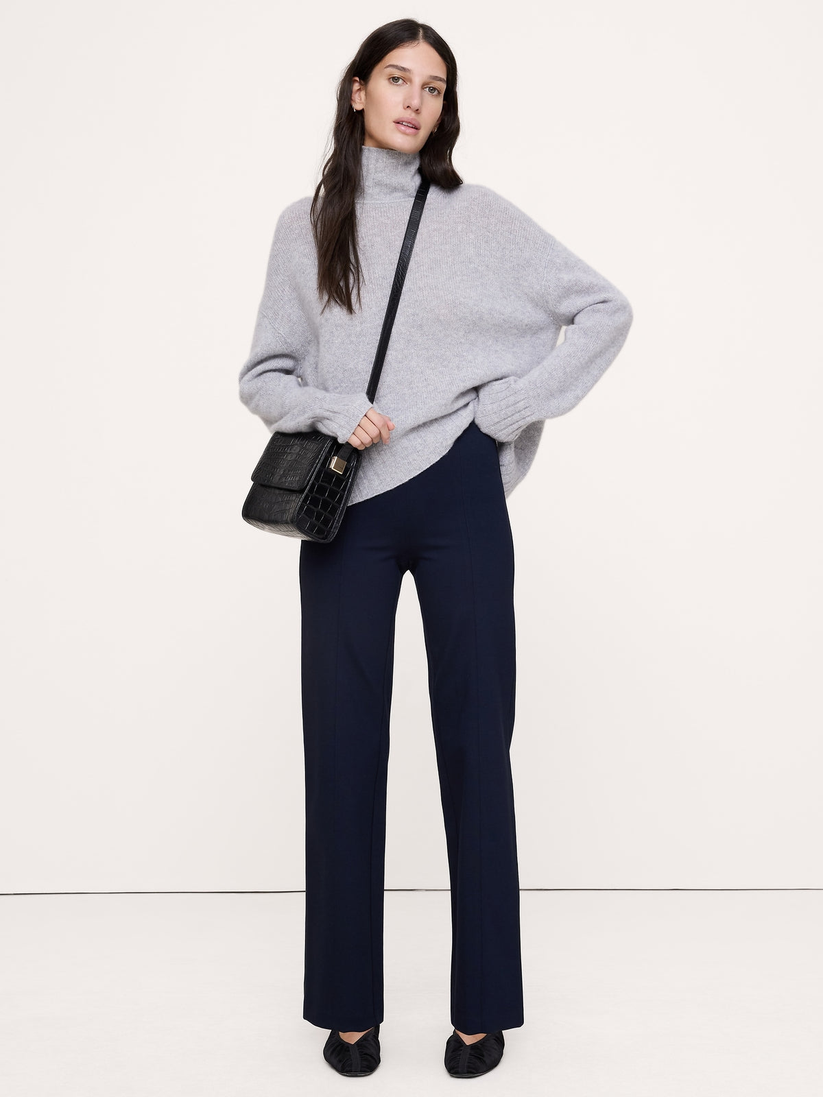 Fitted Everywhere Ponte Ankle Pant
