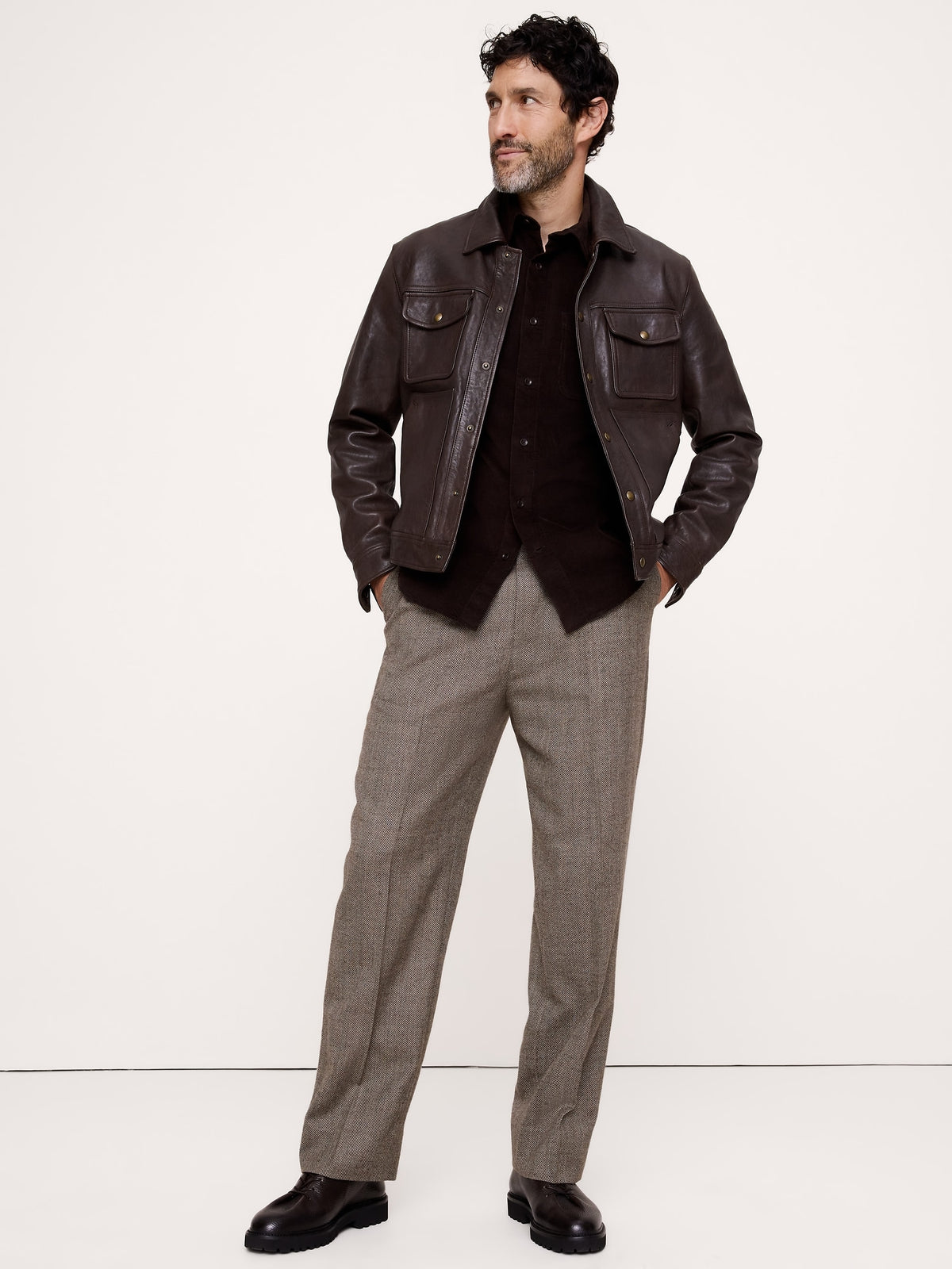 Standard-Fit Lightweight Corduroy Shirt