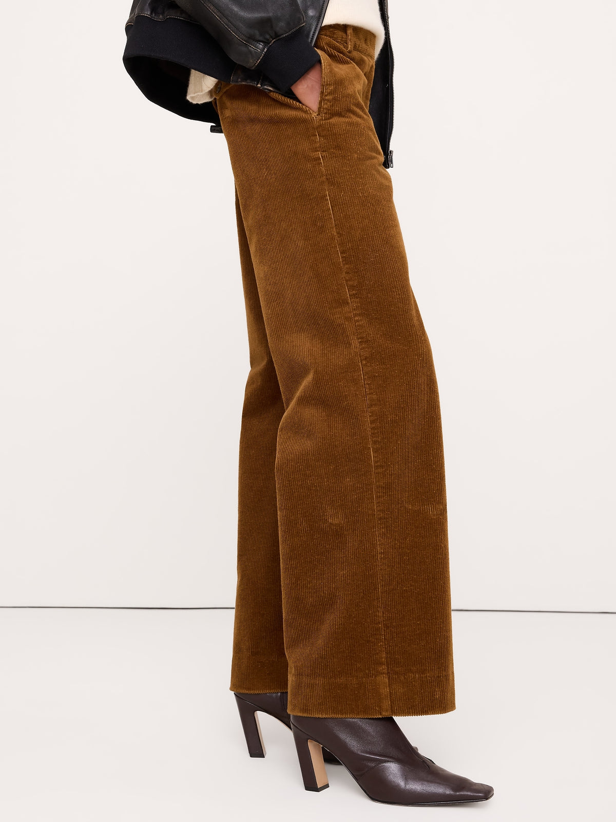 The Everyday Wide-Leg Pant in Corduroy